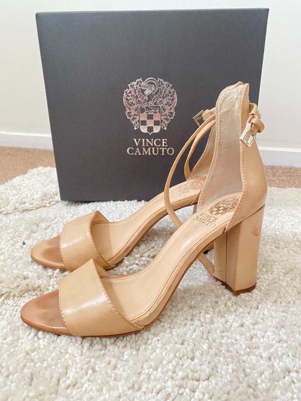 Vince Camuto Corlina Heels Size 7
